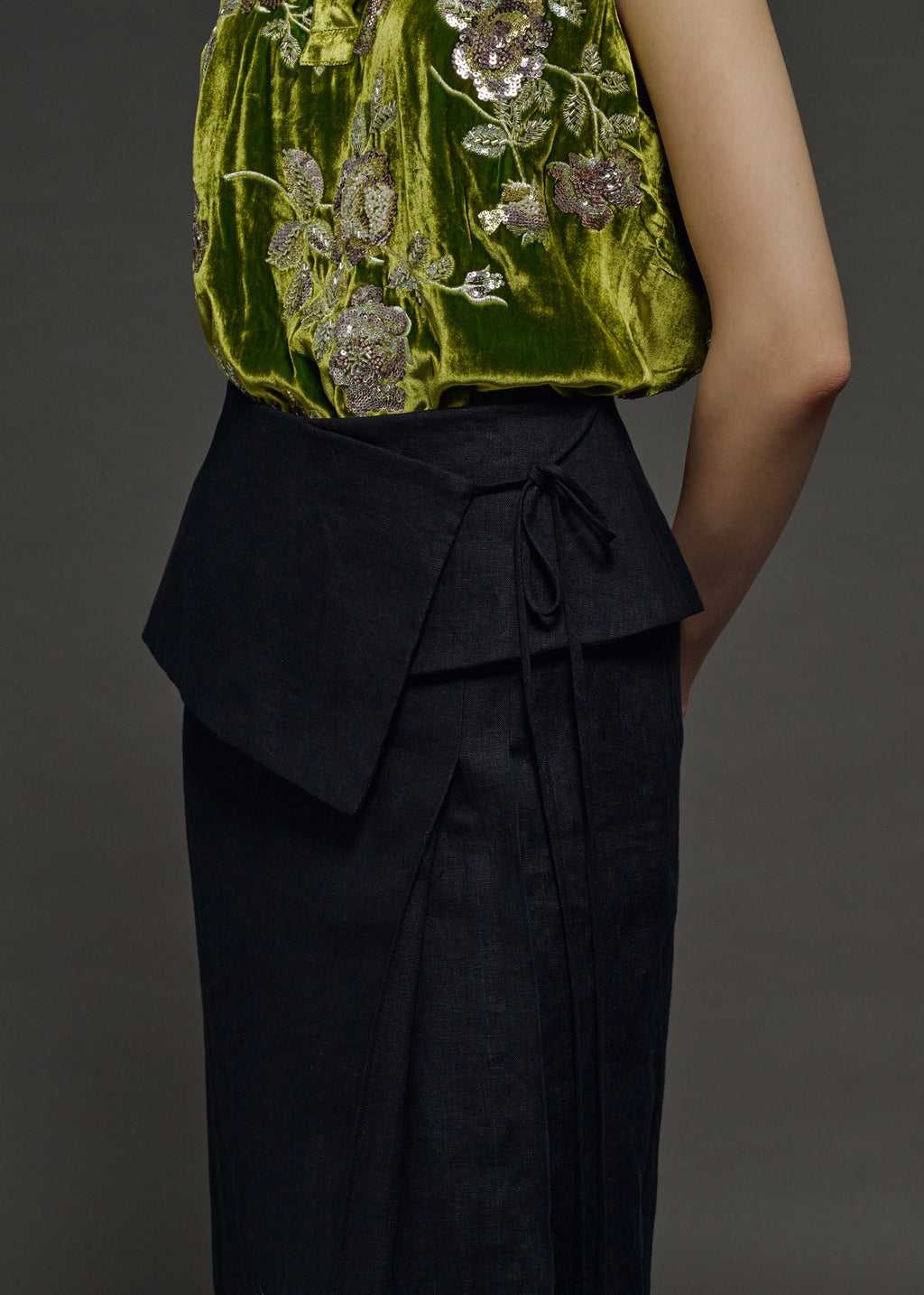 OVERLAP PLEATED SKIRT (PRE-ORDER)