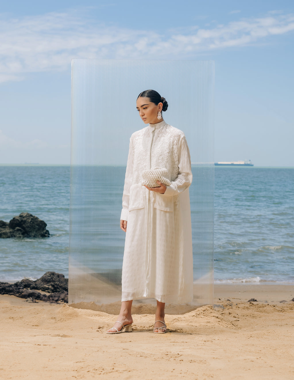 LACE SHIRT DRESS