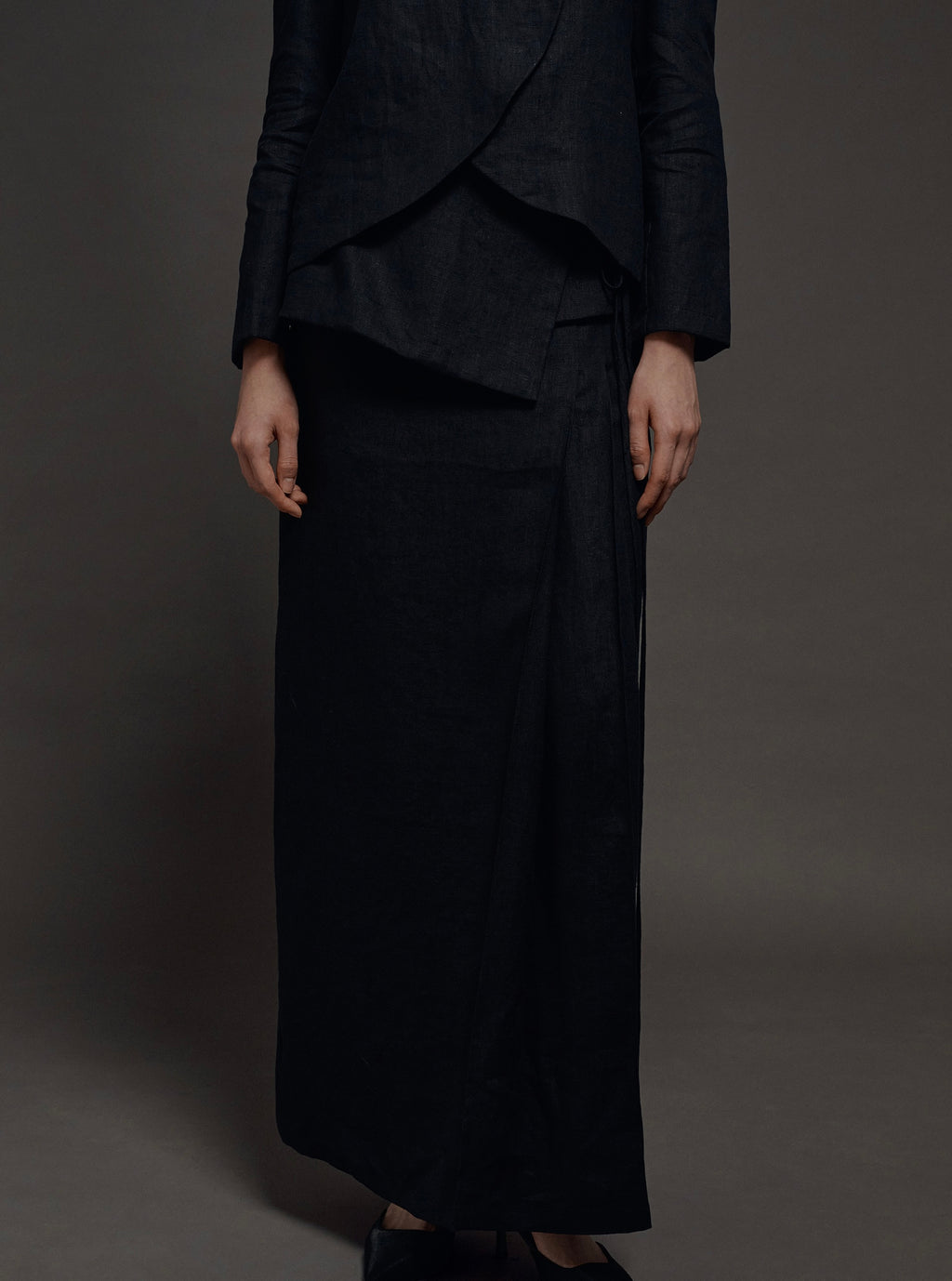 OVERLAP PLEATED SKIRT (PRE-ORDER)