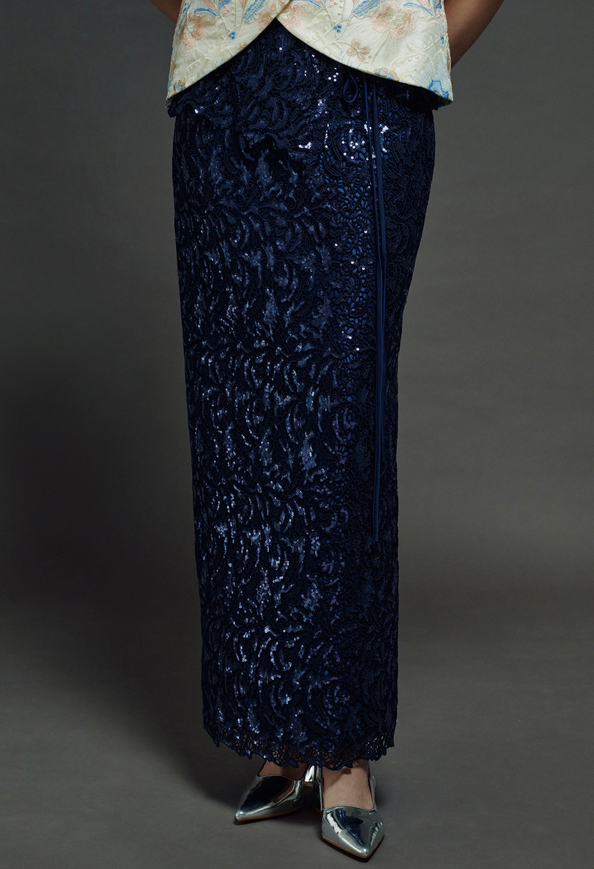 OVERLAP SEQUIN SKIRT (PRE-ORDER)