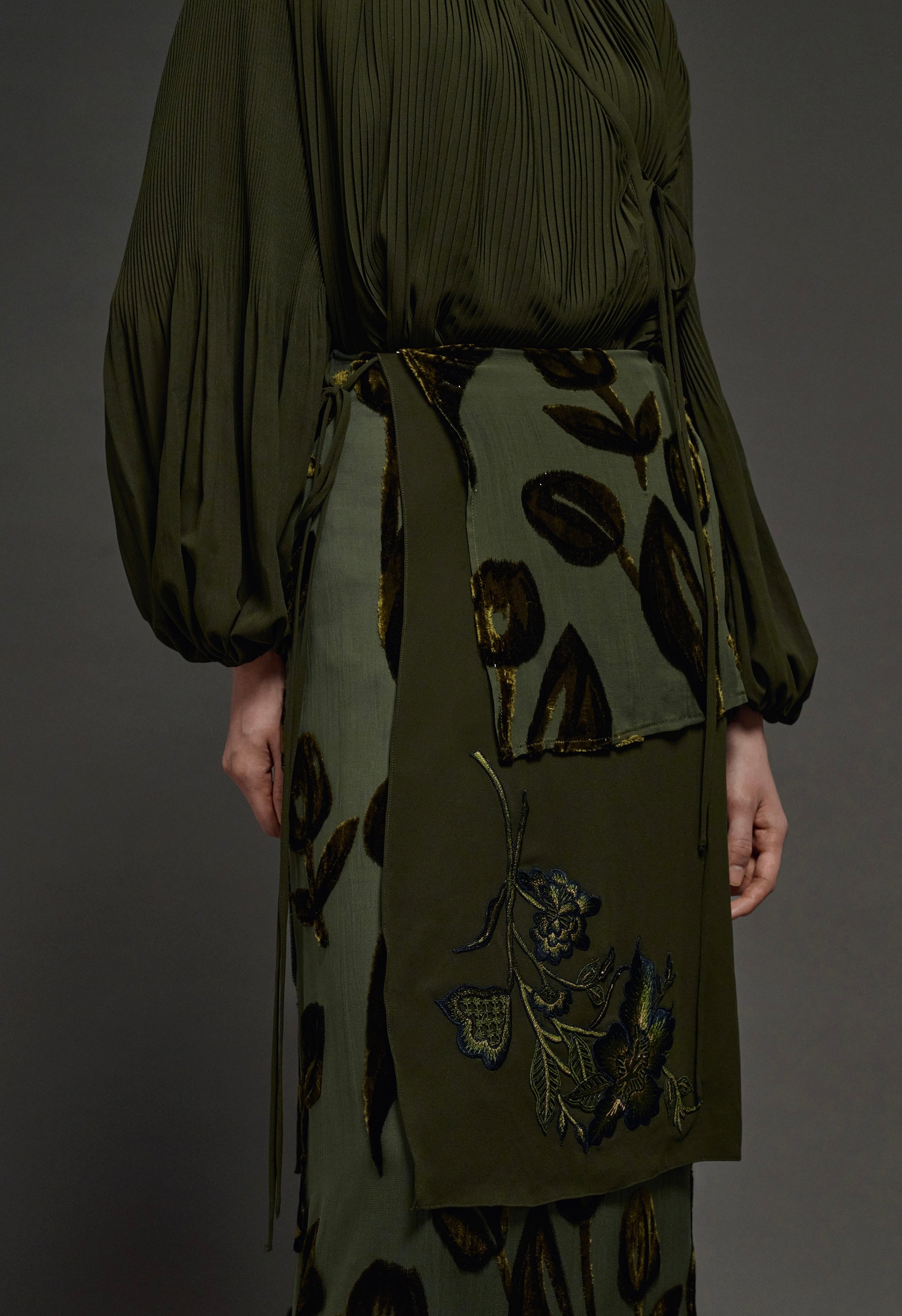 EMBROIDERED VELVET SILK SKIRT (PRE-ORDER)