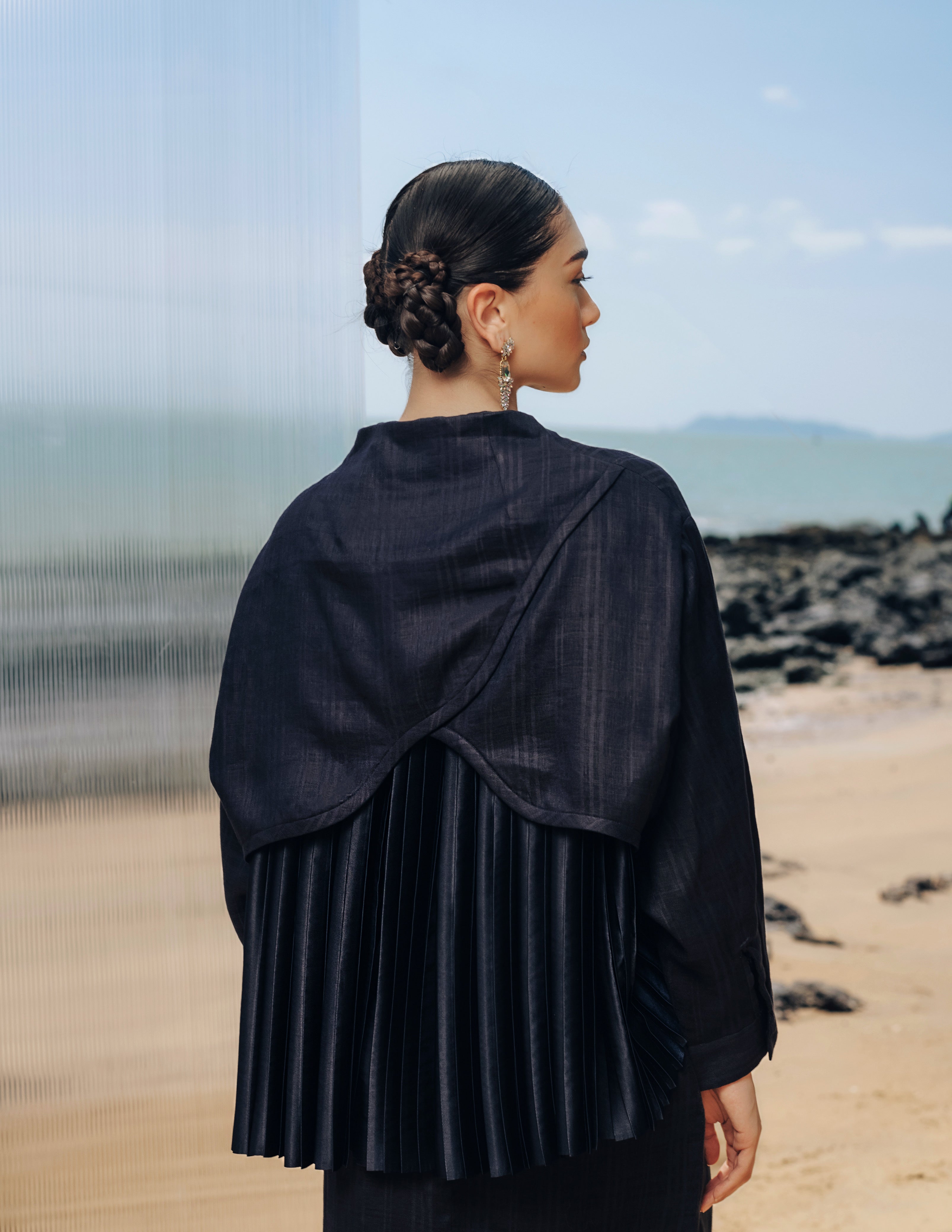 EMBROIDERED PLEATED SET